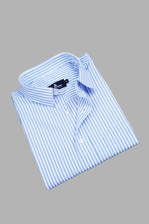Close-Up of Light Blue Stripes – Oxford Collection